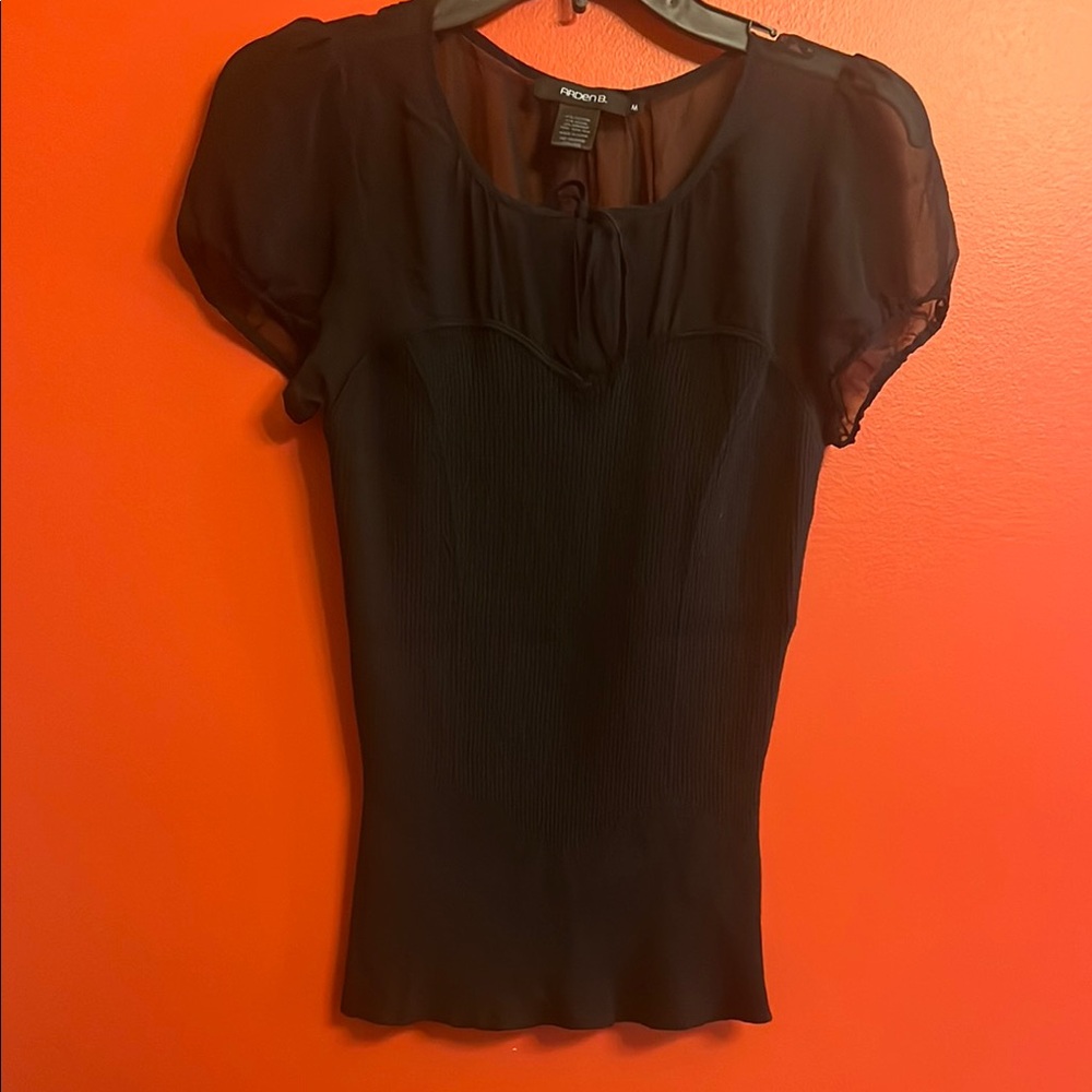 ARDEN B blusa negra elegante size M